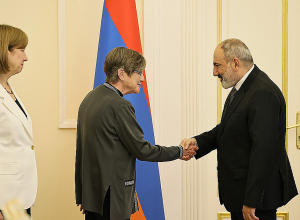 Վարչապետն ընդունել է Կանզասի նահանգապետ Լաուրա Քելլիին և Ազգային գվարդիայի հրամանատար Մայքլ Վերներդին