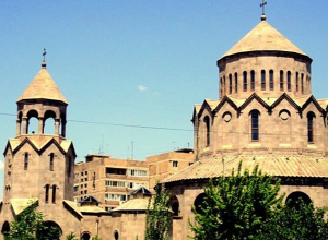 Փլուզման վտանգ՝ Րաֆֆու փողոցում գտնվող Սուրբ Երրորդություն եկեղեցում