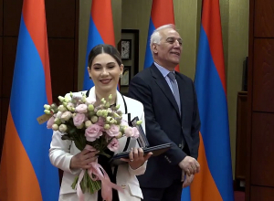 Նախագահ Վահագն Խաչատուրյանը մասնագիտական տոնի առթիվ պարգևատրել է դատախազության մի շարք աշխատակիցների