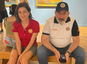 Կիրակի. Այվազովսկի. Երևան. Աննա Հակոբյանն ընտանեկան լուսանկարներ է հրապարակել