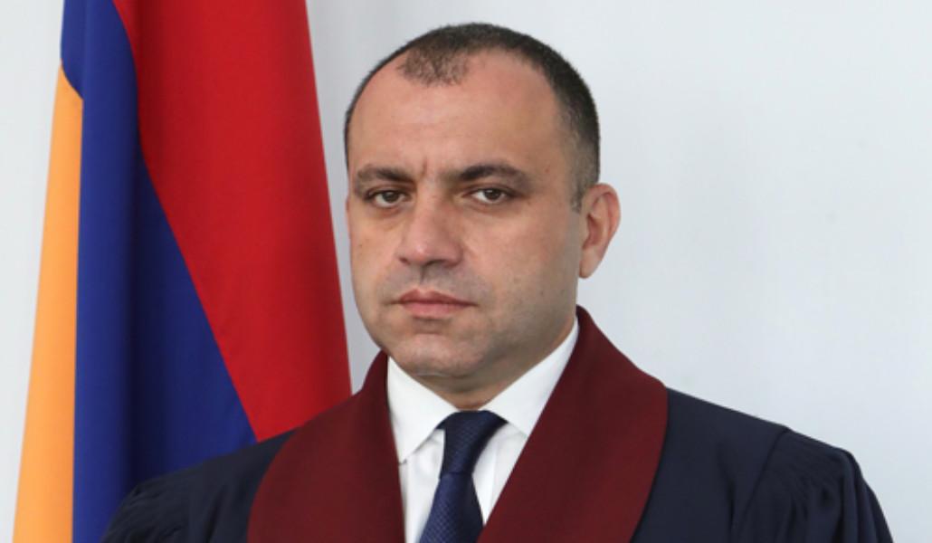 2a02556ce6f21b04b64df8e54fbb4e4daa988352