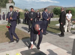 Հարգանքի տուրք՝ 44 օրյա պատերազմում հանուն Հայրենիքի կյանքը նվիրաբերած հայորդիների հիշատակին