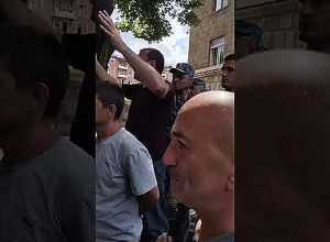 Համաժողովրդական շարժմանը բոլորն էլ կմասնակցեն. Արցախի պետնախարարը՝ ցուցարարներին