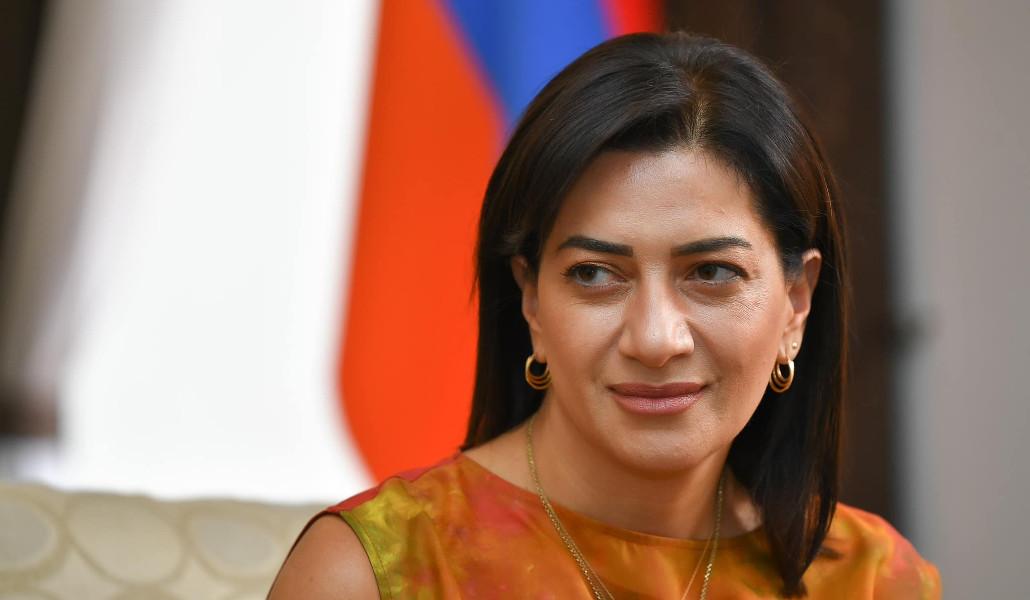 Աննա Հակոբյան