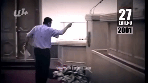 Օրացույց․ 27-ը հուլիսի․ Արշակ Սադոյանի նյարդերը տեղի են տալիս.նա գրավում է ամբիոնը ու մնում այնտեղ