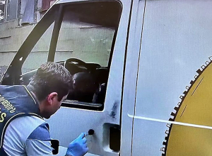 Под воздействием алкоголя угнал автомобиль и ездил по городским улицам