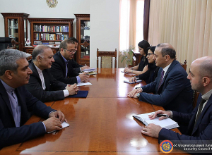 Секретарь СБ РА принял посла ИРИ Мехди Собхани