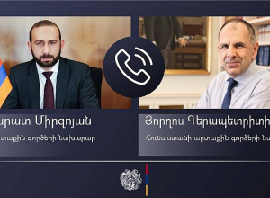 Министр Мирзоян представил своему греческому коллеге нарастающий гуманитарный кризис в Нагорном Карабахе