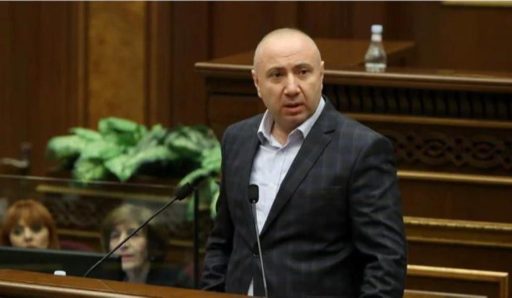 0def9ce01a3bb8162b7a3e4a4e8a86fe_M