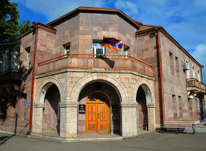 Ադրբեջանական կողմը հետևողականորեն փորձում է կտրել Հայաստանի և Արցախի ժողովրդի միջև գոյություն ունեցող խորը կապերը, նրան զրկել ինքնությունից․ ԱՀ ԱԳՆ