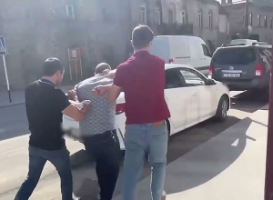 23 հազար դոլար կաշառք ստանալու համար ՊՆ պաշտոնատար անձ է կալանավորվել