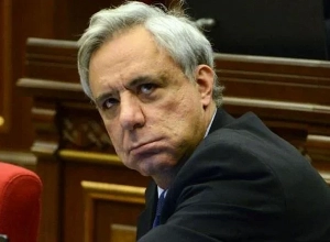 «Լեռնային Ղարաբաղի հայ ժողովուրդն ունի առնվազն ներքին ինքնորոշման իրավունք»․ Վարդան Օսկանյան