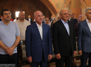 ԱՀ ԱԺ նախագահը մասնակցել է Հանրապետության օրվան նվիրված մաղթանքին և հոգեհանգստյան կարգին