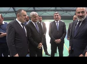 Փաշինյանն այցելել է հիմնանորոգված «Կիլիկիա» մարզադպրոց