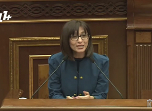 Որտեղի՞ց պետք է ձեր ասած զանգը հնչի. Դավոյանը Մամիջանյանին