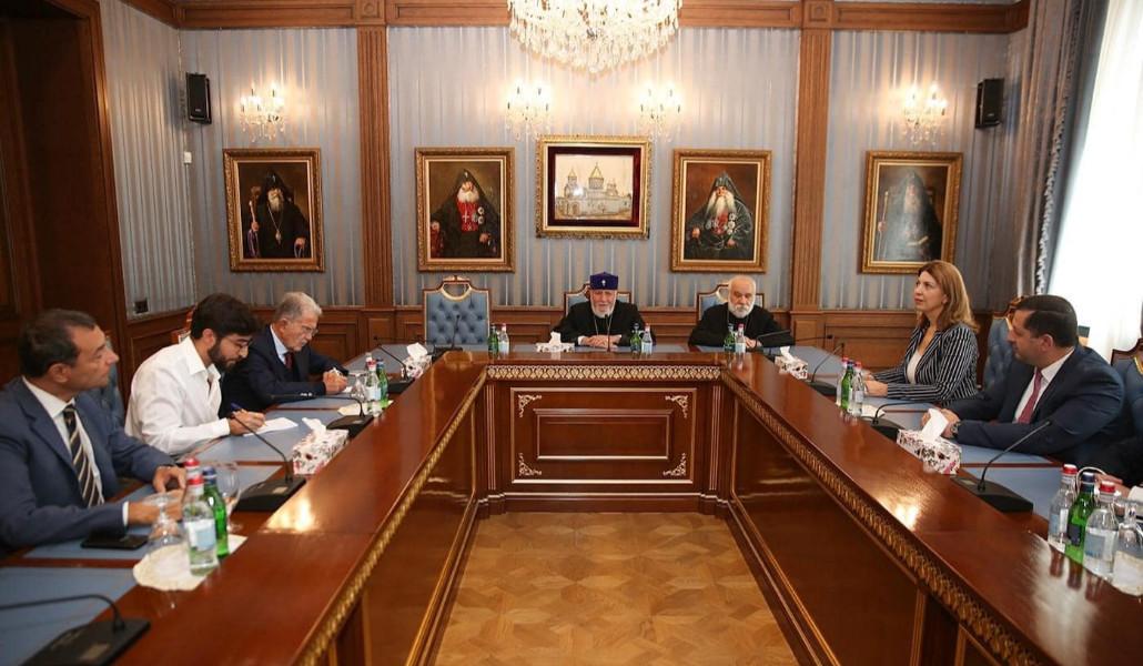 377565902_713897267445861_1209774927468607439_n