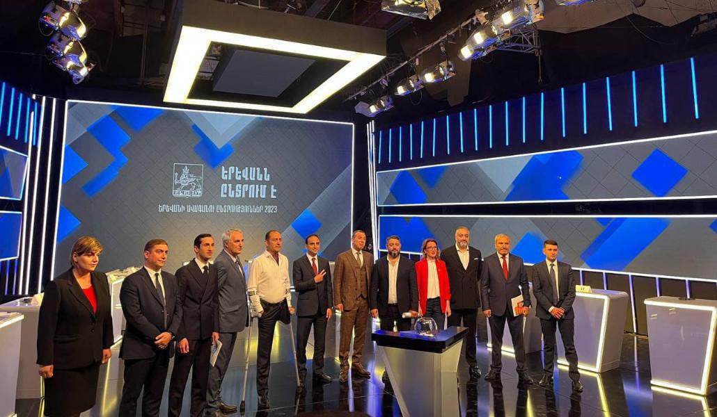 378976997_875396720608985_6455063505730373242_n