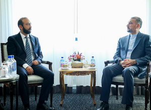 Ղարաբաղի դեմ Ադրբեջանի ագրեսիան լրջորեն սպառնում է Հարավային Կովկասի կայունությանը. Միրզոյանը՝ Իրանի ԱԳ նախարարին