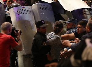 ՄԻՊ հանձնարարությամբ արագ արձագանքման խմբեր են մեկնել Ոստիկանության բաժիններ