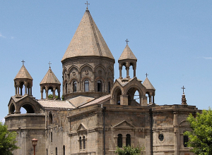 Գերագույն հոգևոր ժողովը որոշում կայացվեց հետաձգել Մյուռոնօրհնեքը