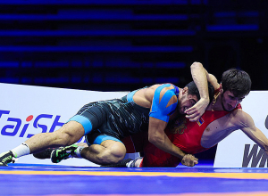 Սլավիկ Գալստյանը ղրղըզ ըմբիշի հետ կպայքարի օլիմպիական ուղեգրի համար