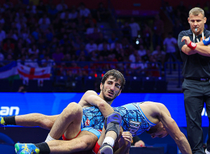 Սլավիկ Գալստյանը հաղթեց ղրղըզ ըմբիշին և նվաճեց օլիմպիական ուղեգիր