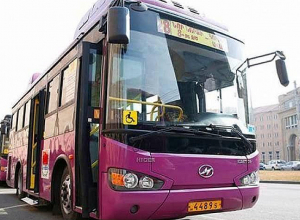 Автобусы, предоставленные мэрией Еревана, отправились в Корнидзор для перевозки вынужденных переселенцев