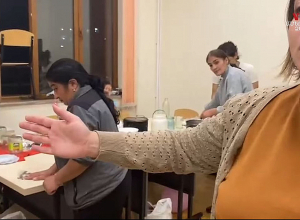 Սպասում են դուրս գալու իրենց հերթին