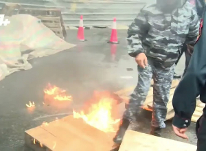 Միջադեպ պիկետի ժամանակ ՄԱԿ-ի դիմաց․ քաղաքացուն բերման ենթարկեցին ոստիկանները