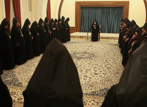 Իշխանություններին կոչ ենք անում վերջ դնել արկածախնդրություններին և դաշնակից պետությունների հետ հարաբերություններում հանդես բերել զգոնություն․ Մայր Աթոռ