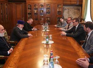 Ամենայն Հայոց Կաթողիկոսն ընդունել է Հունգարիայի կառավարության ռազմավարական հարցերով փոխնախարարի պատվիրակությանը