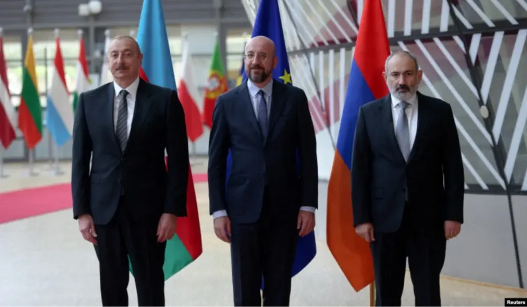 7e95c88d-1731-44ec-b46a-a7318cfea5f0_cx0_cy10_cw0_w1023_r1_s (1)