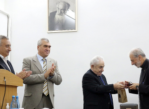 ՀՀ ԳԱԱ արտասահմանյան անդամ, Գերաշնորհ Լևոն արքեպիսկոպոս Զեքիյանին շնորհվեց ՀՀ ԳԱԱ մեդալ