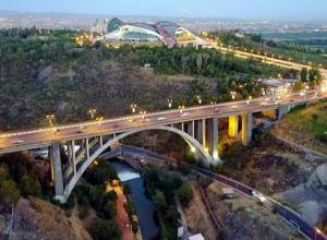 Движение на Киевском мосту будет временно прекращено