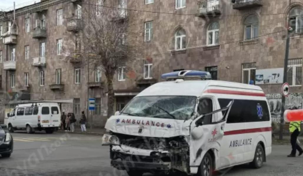 զա