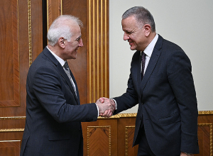 Վահագն Խաչատուրյանը հանդիպել է Հայաստանում Եվրամիության պատվիրակության ղեկավար Վասիլիս Մարագոսի հետ