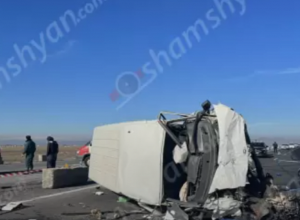 Շիրակում բախվել են BMW-ն, Mercedes-ն ու Ford Transit-ը. կան զոհեր և վիրավորներ․ Shamshyan.com