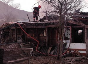 Սվերդլով գյուղում անասնագոմի տանիք և այդտեղ կուտակած մոտ 200 հակ անասնակեր է այրվել