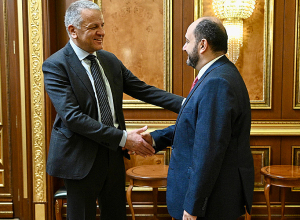 Араик Арутюнян принял посла ЕС в Армении Василиса Марагоса