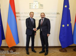 Никол Пашинян поздравил Дональда Туска со вступлением на должность премьер- министра Польши