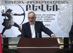 Они преследуют цель устранить армию, для этого уничтожают полицейские войска: Сефилян