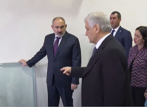 До последней трещины в стене нужно убрать: я не пришёл сюда ставить птичку – это недоделанная работа