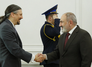 Премьер-министр принял координатора госдепартамента США по борьбе с глобальной коррупцией