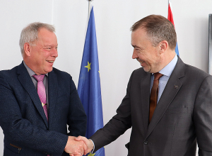 Տոյվո Կլաարն այցելել է Եղեգնաձորում ԵՄ դիտորդական առաքելության կենտրոնակայան