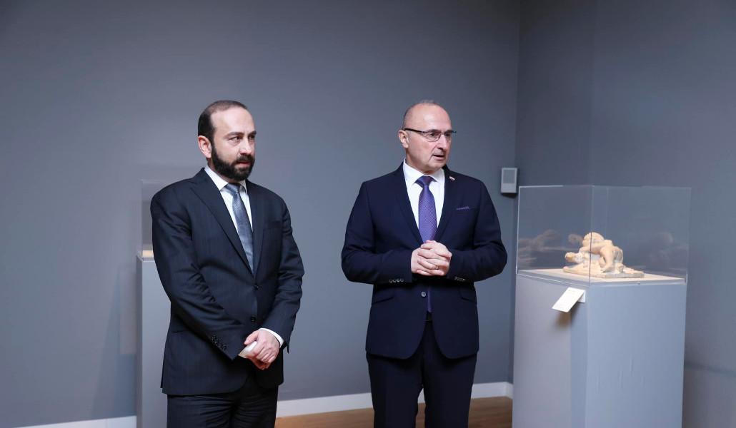 420918491_765983072225859_8578824401418199773_n