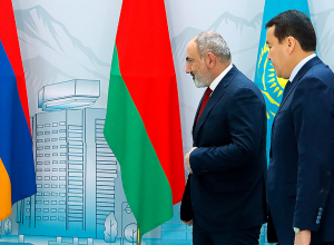 Փաշինյանն աշխատանքային այցով ժամանել է Ղազախստան