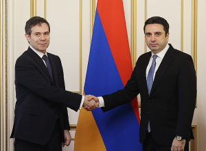 Մենք ամեն կերպ պատրաստ ենք աջակցել Հայաստանին խաղաղության հաստատման հարցում. Հունաստանի դեսպանը՝ Ալեն Սիմոնյանին