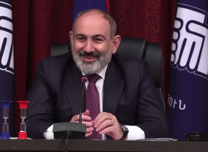 Վախեցանք՝ մեզ դավաճան ու հողատու կասեն, այդպես չարեցինք, մեկ է դավաճան ու հողատու ասացին․ Փաշինյան