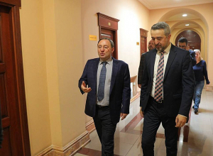 Մատենադարանը 3D սքանավորման սարք է նվեր ստացել բարերար Վահե Բադալյանից