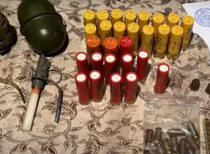 Խուզարկությամբ սարիթաղցի 56-ամյա տղամարդու տնից զենք ու զինամթերք է հայտնաբերվել